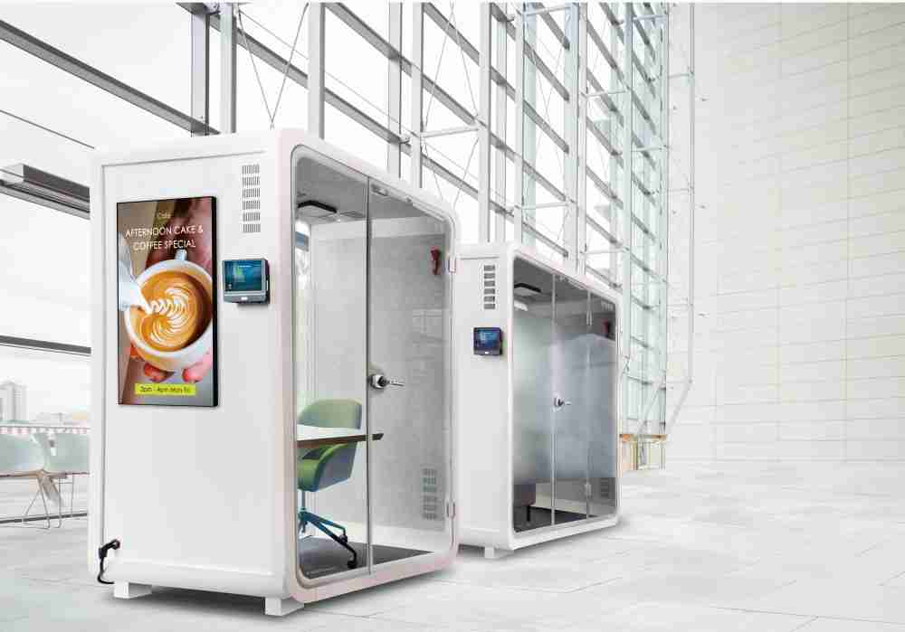 Wepay子公司达擎之智慧行动办公舱，，，，采用PDLC智能调光玻璃设计，，透过通电与断电的电流切换，，，，呈现透明与雾面效果，，，，具节能降耗特性并兼顾隐私，，确保信息安全